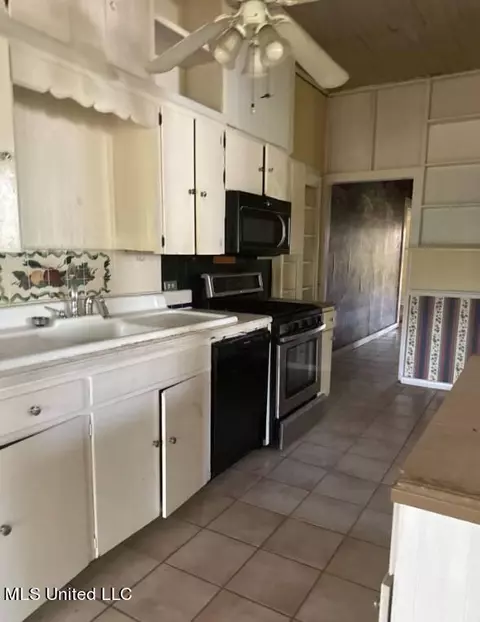 1060 Beech St, Wesson, MS 39191 photo 4