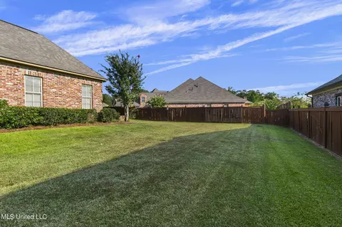 Exterior - 120 Latter Rayne Dr, Flowood, MS 39232 photo 16 of 16