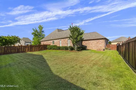 Exterior - 120 Latter Rayne Dr, Flowood, MS 39232 photo 14 of 16