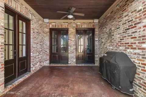 Exterior - 120 Latter Rayne Dr, Flowood, MS 39232 photo 7 of 16