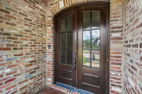 Entry Way - 120 Latter Rayne Dr, Flowood, MS 39232 photo 1 of 8