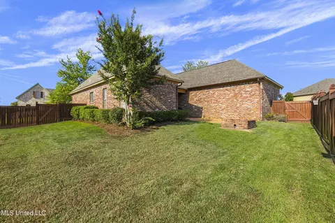 Exterior - 120 Latter Rayne Dr, Flowood, MS 39232 photo 13 of 16