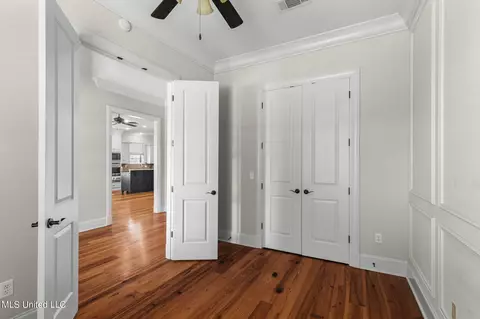 Entry Way - 120 Latter Rayne Dr, Flowood, MS 39232 photo 4 of 8