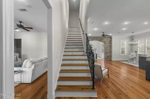 Entry Way - 120 Latter Rayne Dr, Flowood, MS 39232 photo 8 of 8