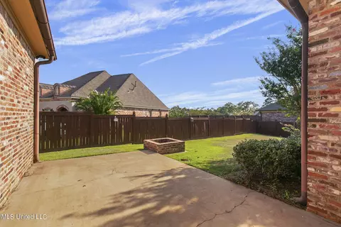 Exterior - 120 Latter Rayne Dr, Flowood, MS 39232 photo 10 of 16