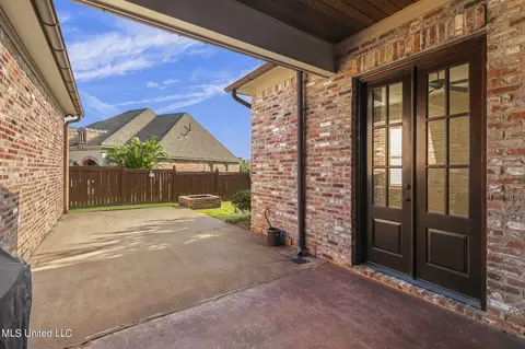 Exterior - 120 Latter Rayne Dr, Flowood, MS 39232 photo 9 of 16