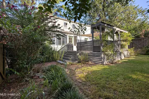 Exterior - 1802 Howard St, Jackson, MS 39202 photo 4 of 4
