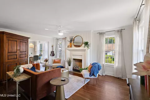 Living - 1802 Howard St, Jackson, MS 39202 photo 1 of 4
