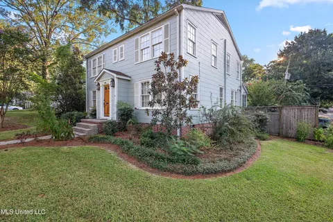 Exterior - 1802 Howard St, Jackson, MS 39202 photo 2 of 4