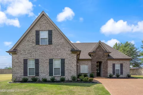 4437 Vineyard Dr, Southaven, MS 38672