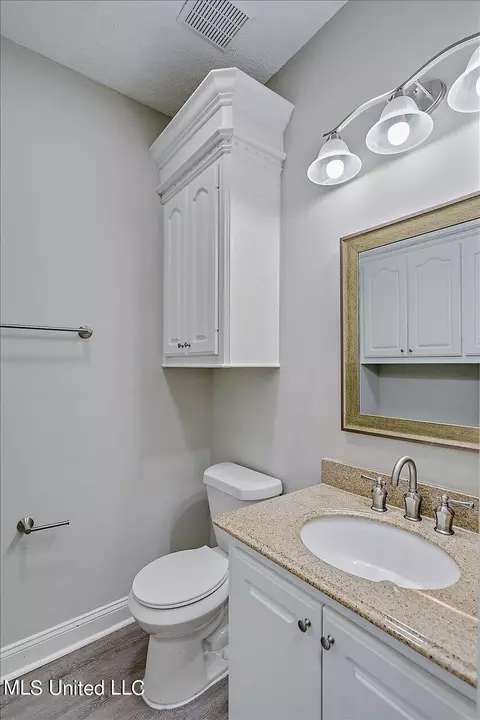 Bath - 9888 Highway 49 N, Jackson, MS 39209 photo 5 of 8