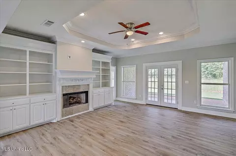 Living - 9888 Highway 49 N, Jackson, MS 39209 photo 1 of 6