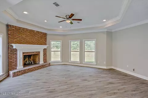 Living - 9888 Highway 49 N, Jackson, MS 39209 photo 4 of 6