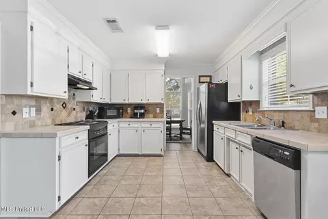 572 Spring Hill Dr, Madison, MS 39110 photo 15