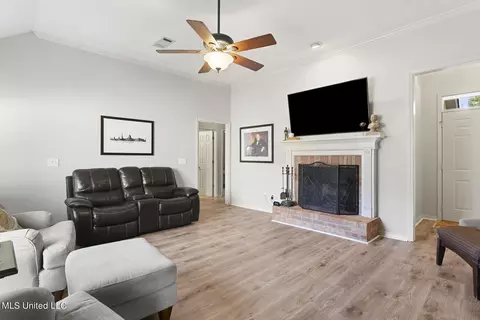 572 Spring Hill Dr, Madison, MS 39110 photo 6