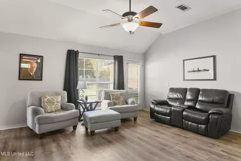572 Spring Hill Dr, Madison, MS 39110 photo 5