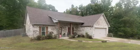 289 Trudy Ln, Florence, MS 39073