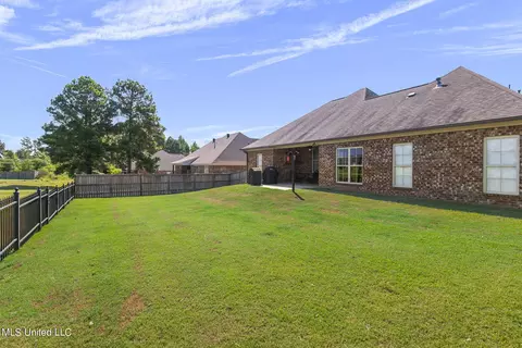 Exterior - 141 Westerly Pl, Madison, MS 39110 photo 3 of 9