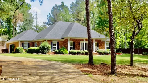 870 Easterly Dr, Brandon, MS 39042