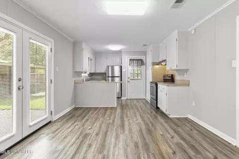 Other - 3402 E Lisa Dr, Pearl, MS 39208 photo 4 of 10