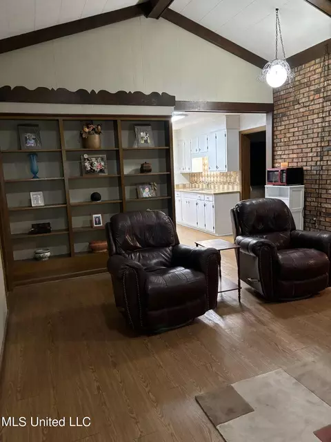 3082 Star Rd, Florence, MS 39073 photo 9