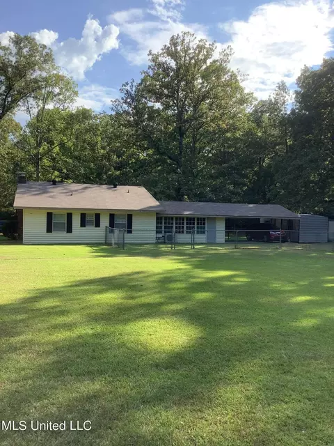 3082 Star Rd, Florence, MS 39073