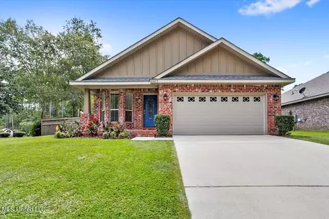 16483 Lexington Ct, Gulfport, MS 39503