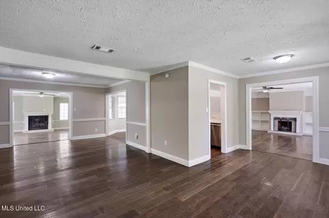 5825 Cypress Trl, Jackson, MS 39211 photo 5