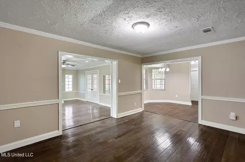 5825 Cypress Trl, Jackson, MS 39211 photo 18