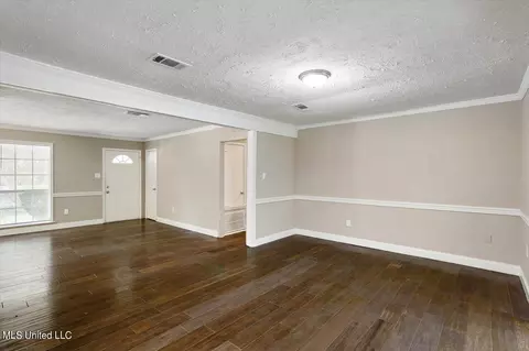 5825 Cypress Trl, Jackson, MS 39211 photo 16