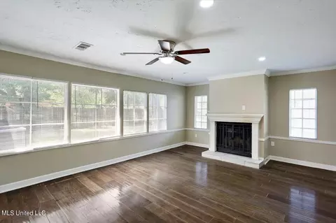 5825 Cypress Trl, Jackson, MS 39211 photo 6