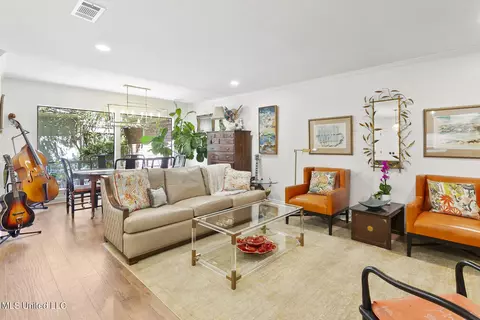 Living - 52 Eastbrooke St, Jackson, MS 39216 photo 1 of 4