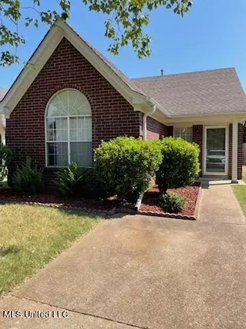 5692 Kayla Dr, Southaven, MS 38671
