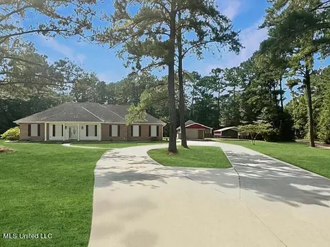 17 Mystical Cv, Picayune, MS 39466