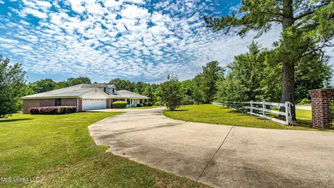 Exterior - 2315 Co Rd 39, Paulding, MS 39348 photo 7 of 20