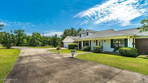 Exterior - 2315 Co Rd 39, Paulding, MS 39348 photo 4 of 20