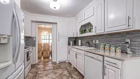 Kitchen - 2315 Co Rd 39, Paulding, MS 39348 photo 4 of 7