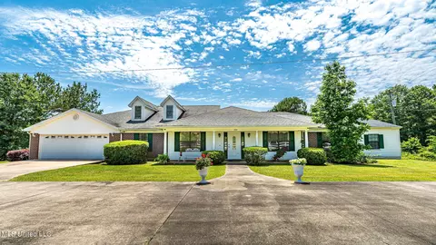 Exterior - 2315 Co Rd 39, Paulding, MS 39348 photo 6 of 20