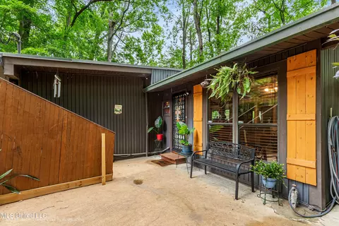 Exterior - 3620 Councils Fiord, Hernando, MS 38632 photo 4 of 9