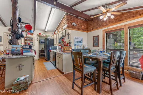Dining - 3620 Councils Fiord, Hernando, MS 38632 photo 1 of 2