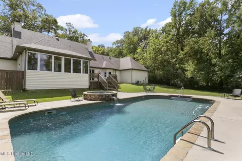 Exterior - 316 Dover Ln, Madison, MS 39110 photo 17 of 26