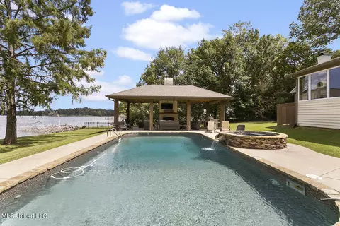 Exterior - 316 Dover Ln, Madison, MS 39110 photo 20 of 26