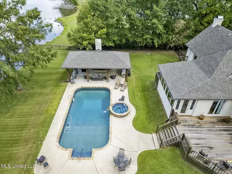 Exterior - 316 Dover Ln, Madison, MS 39110 photo 3 of 26