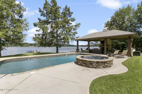 Exterior - 316 Dover Ln, Madison, MS 39110 photo 12 of 26