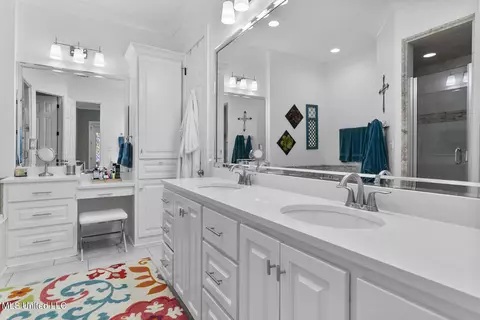 Bath - 316 Dover Ln, Madison, MS 39110 photo 2 of 6