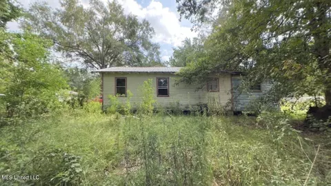 Other - 806 Jarrell St, Picayune, MS 39466 photo 2 of 8