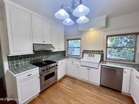 930 Arlington St, Jackson, MS 39202 photo 23