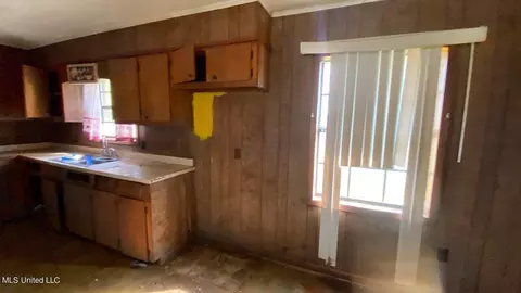 56 Bailey St, Durant, MS 39063 photo 3