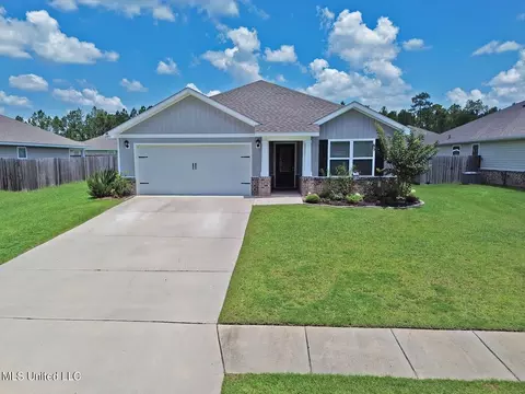 6484 Eastland Cir, Biloxi, MS 39532