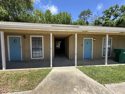 18024 Bert St, Long Beach, MS 39560 photo 3
